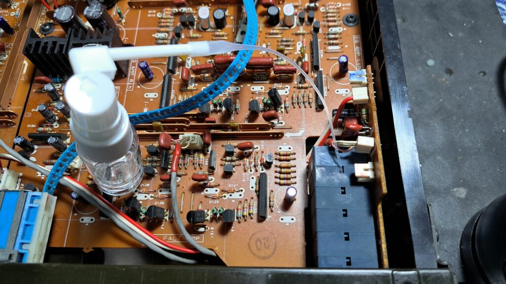 Interior do Yamaha C-60
