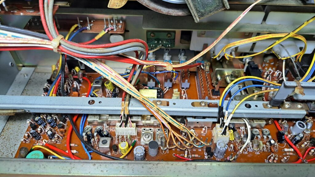 Placa de pre-amplificação do leitor de bobines Akai GX636