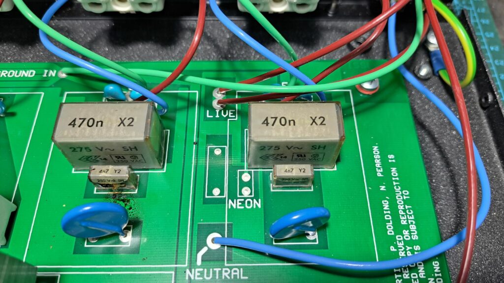Condensadores da Proteção Isotek Vision