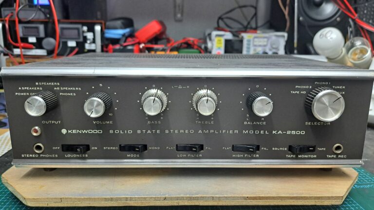 Exterior do Amplificador Kenwood KA-2500