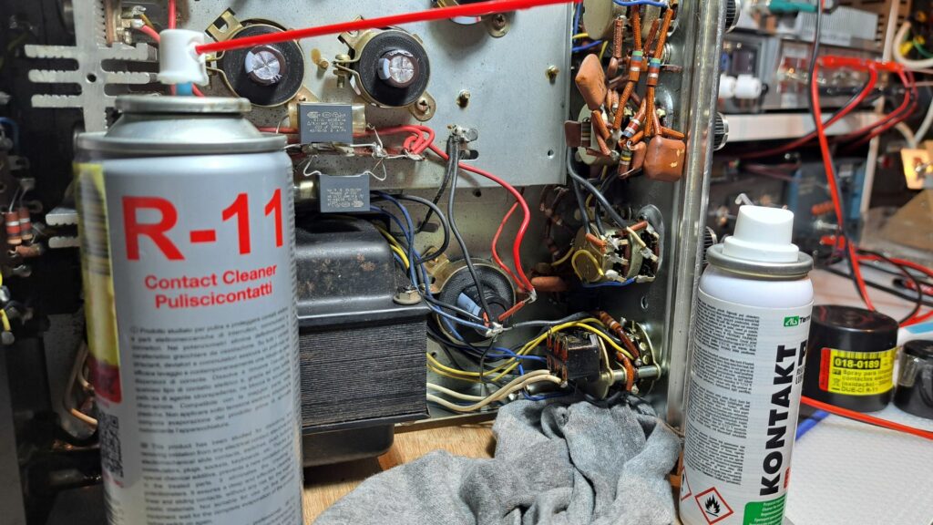 Limpeza do potenciómetros e seletores do Amplificador Kenwood KA-2500