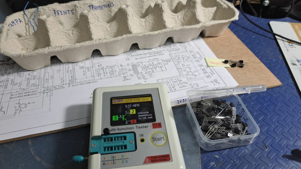 Novos transístores do Amplificador Kenwood KA-2500
