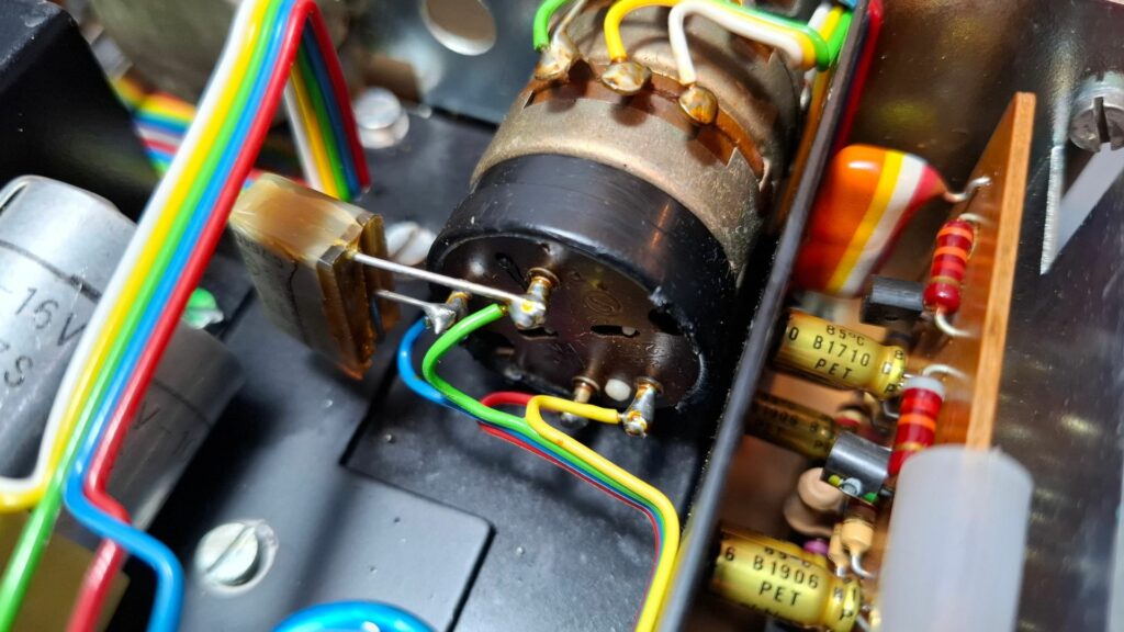 Condensador de proteção RIFA do Pré-amplificador Quad 33