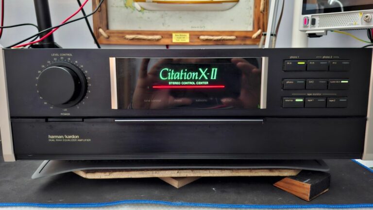 Exterior do Pré-amplificador Harman/Kardon Citation X-II