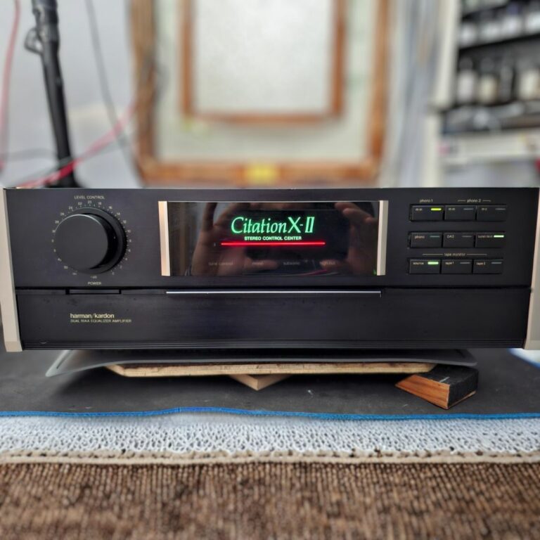 Exterior do Pré-amplificador Harman/Kardon Citation X-II